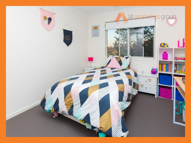 68 MARCUS DRIVE, Regents Park QLD 4118