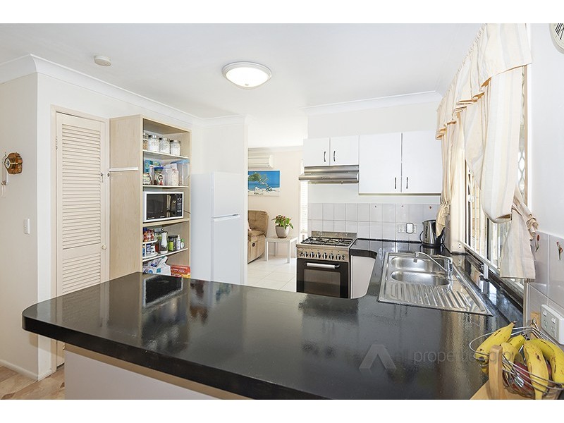 23 REGENCY DRIVE, Regents Park QLD 4118