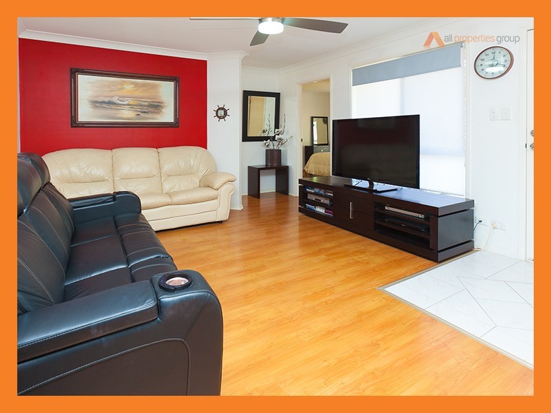 11 Murrumbidgee Street, Hillcrest QLD 4118