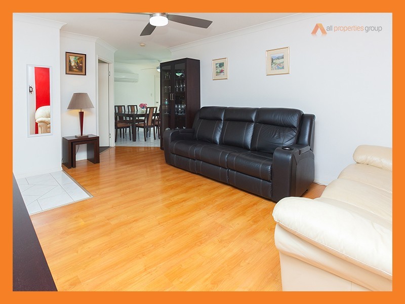 11 Murrumbidgee Street, Hillcrest QLD 4118