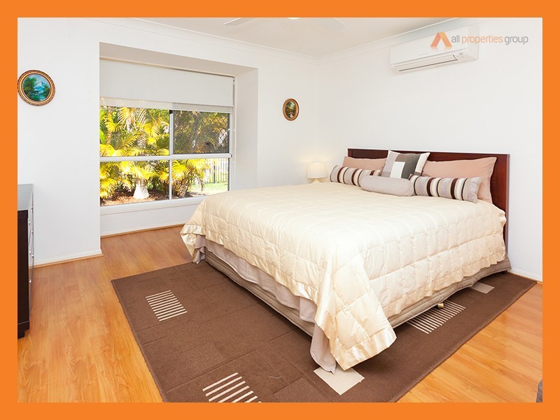 11 Murrumbidgee Street, Hillcrest QLD 4118