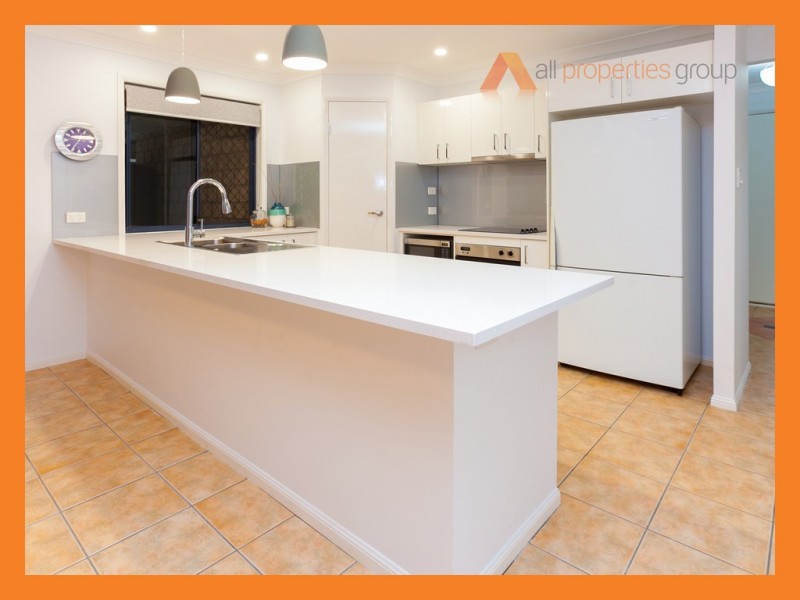 284 Equestrian Dr, New Beith QLD 4124