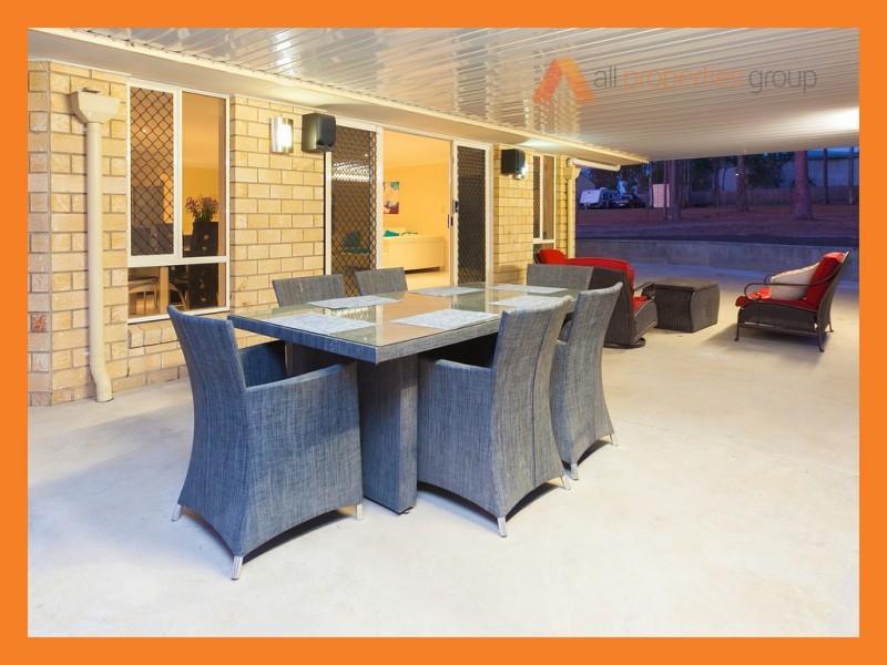 6 Jamboree Cl, Greenbank QLD 4124