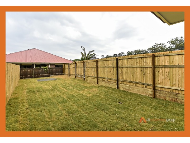 2/7 Bluegrass Court, Hillcrest QLD 4118