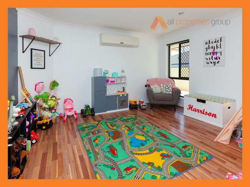 10 Airedale Court, Marsden QLD 4132