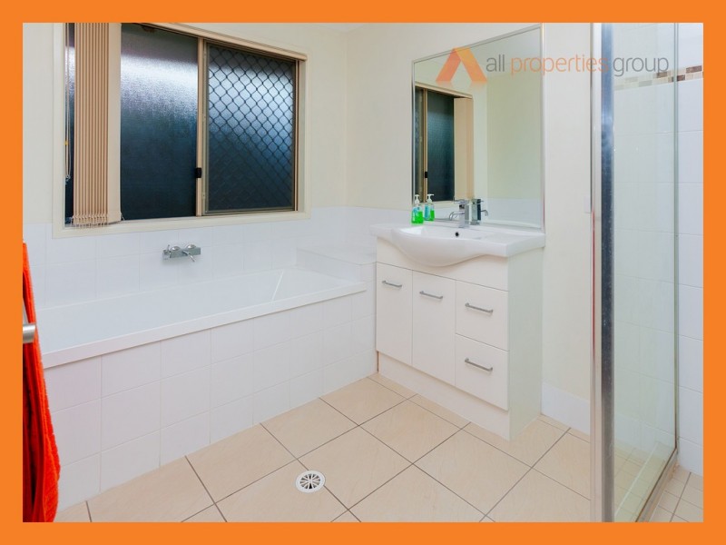 36 Griffen Place, Crestmead QLD 4132