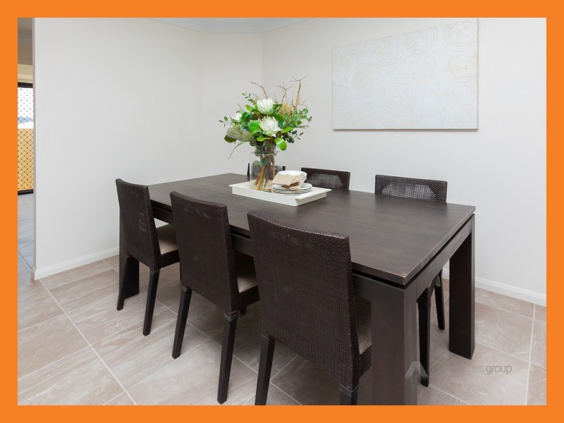 19 Wallace Street, Walloon QLD 4306