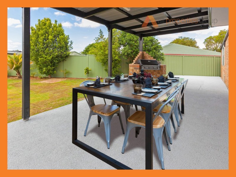 4 Wilton Cres, Boronia Heights QLD 4124