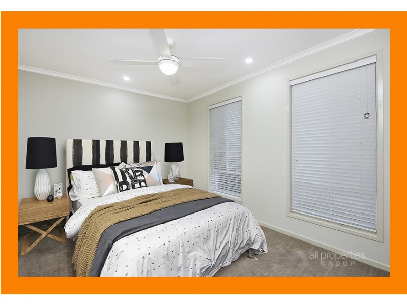 25 Toorak Place, Forest Lake QLD 4078