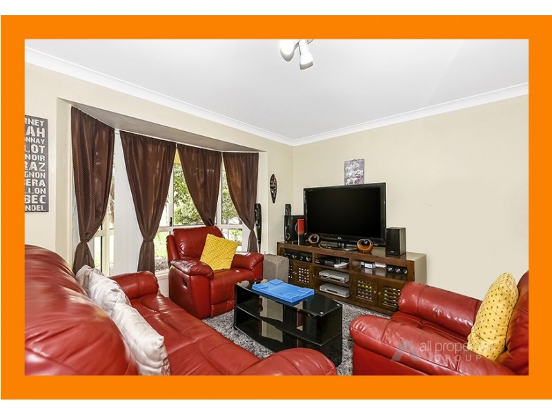 2 Maidenhair Court, Forest Lake QLD 4078