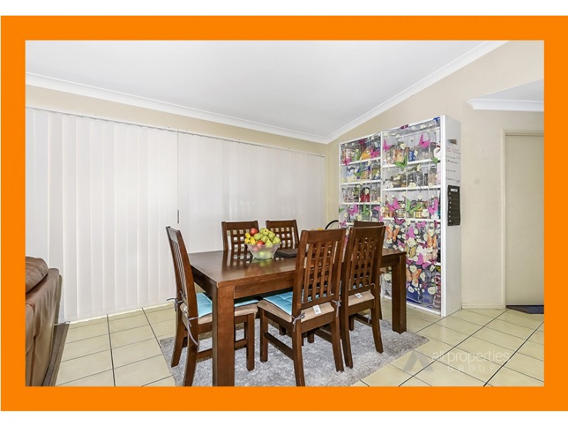 2 Maidenhair Court, Forest Lake QLD 4078