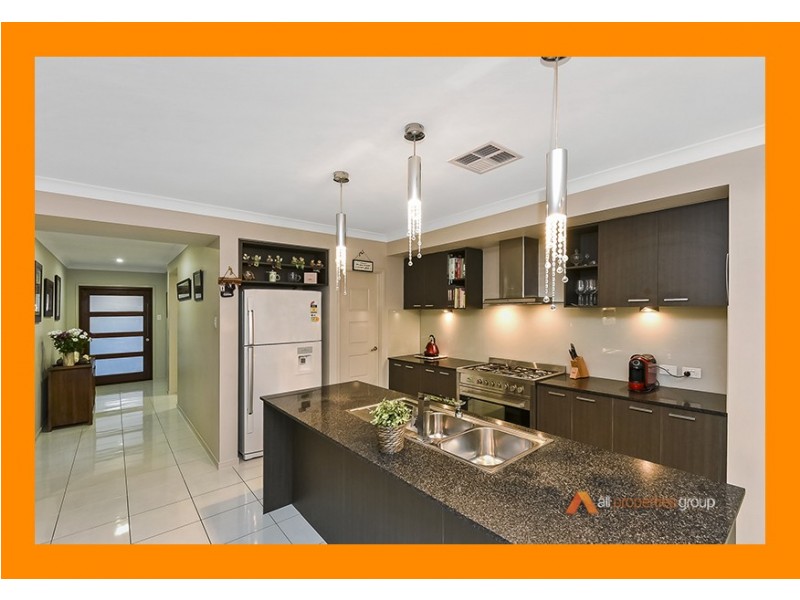 42 Steelwood Street, Heathwood QLD 4110