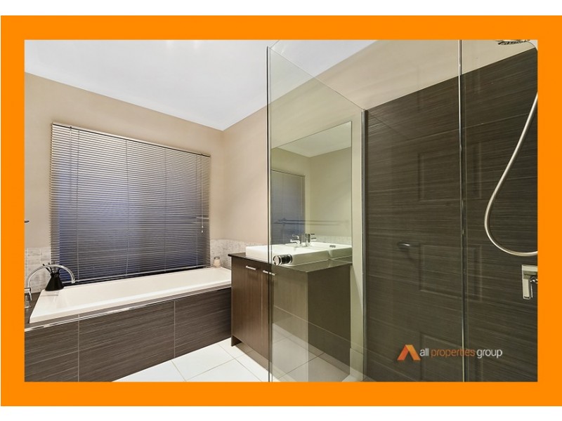 42 Steelwood Street, Heathwood QLD 4110