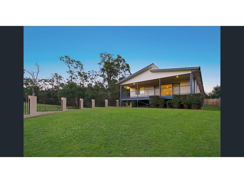 9 Starush Court, Upper Coomera QLD 4209