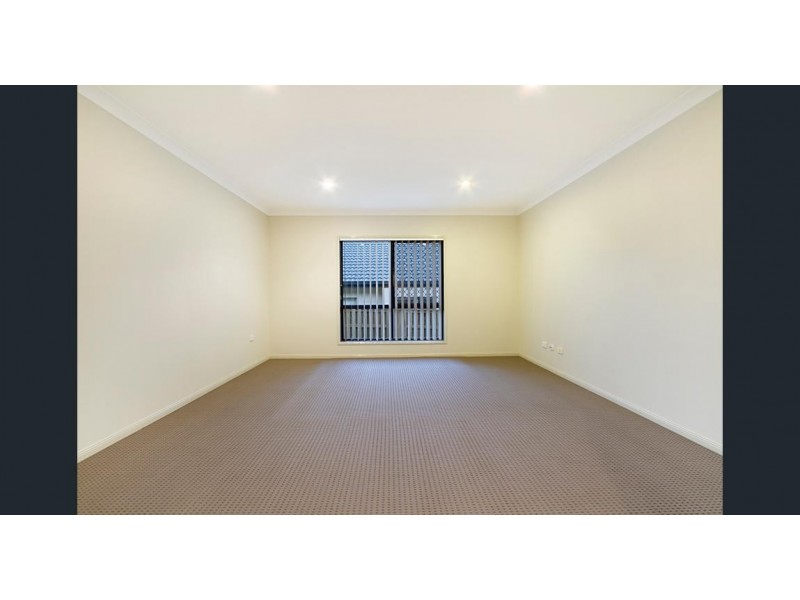 9 Starush Court, Upper Coomera QLD 4209