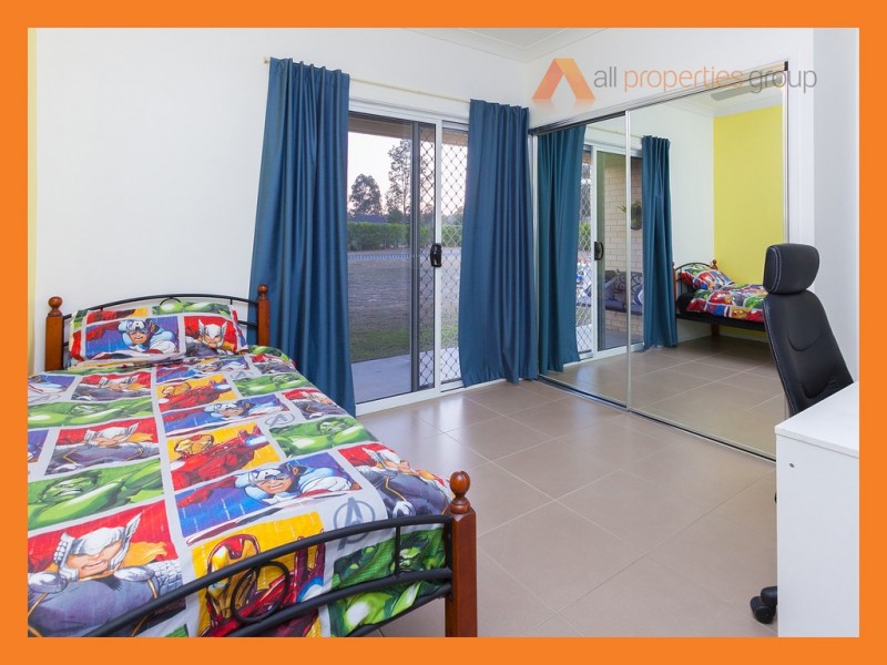 34-36 Bradman St, New Beith QLD 4124