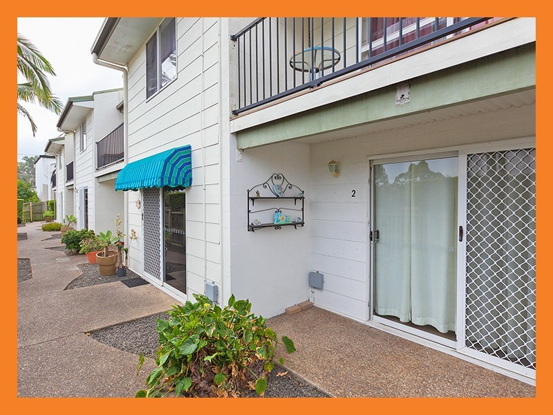 2/32 Lindsay Street, Bundamba QLD 4304