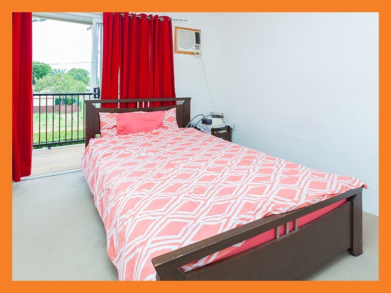 2/32 Lindsay Street, Bundamba QLD 4304