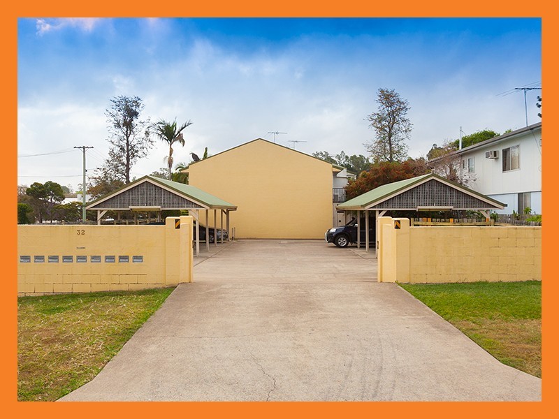 2/32 Lindsay Street, Bundamba QLD 4304