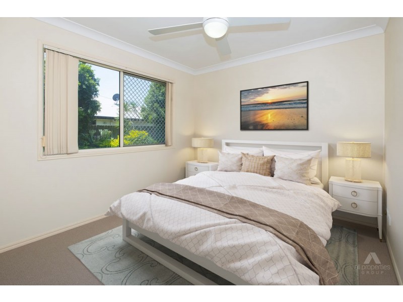 10 Carnegie Close, Parkinson QLD 4115