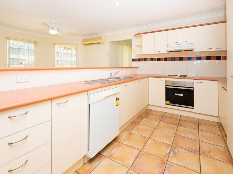 10 Carnegie Close, Parkinson QLD 4115