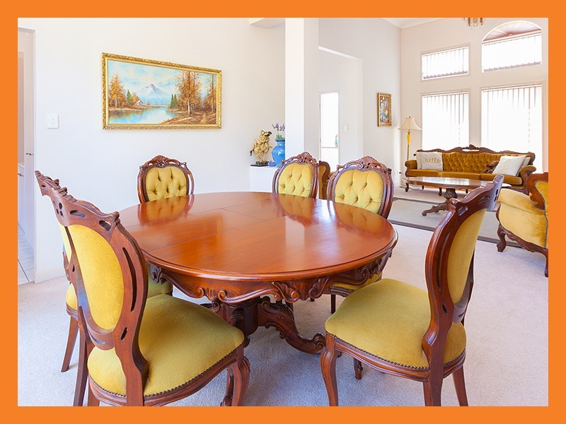 18 Poets Place, Parkinson QLD 4115