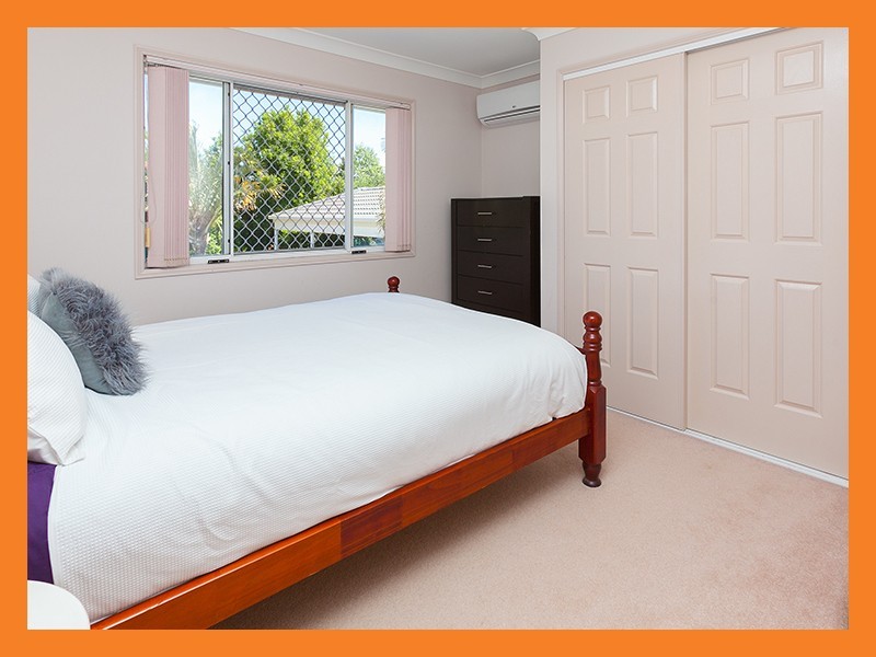 18 Poets Place, Parkinson QLD 4115