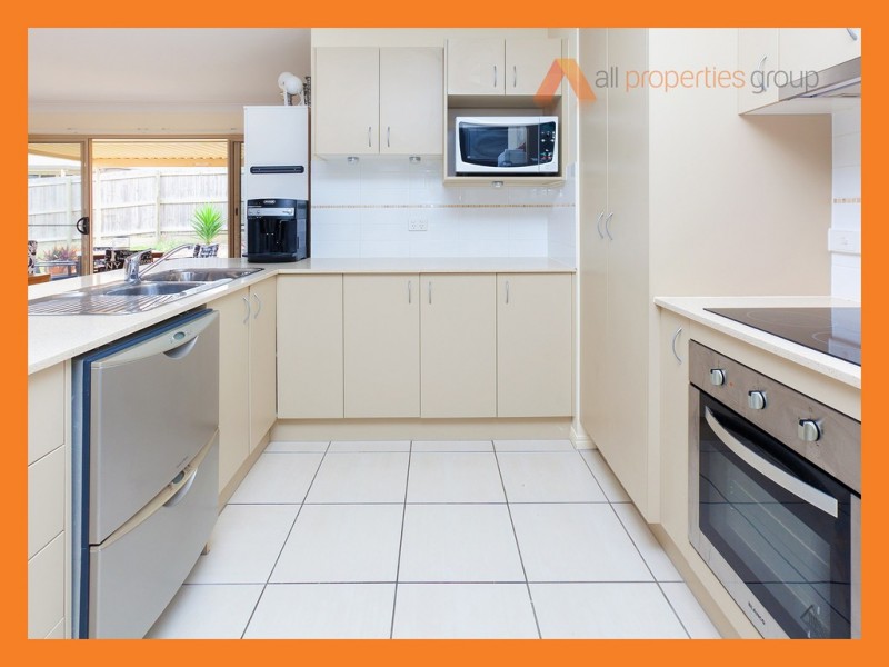 1 Atlantic Drive, Brassall QLD 4305