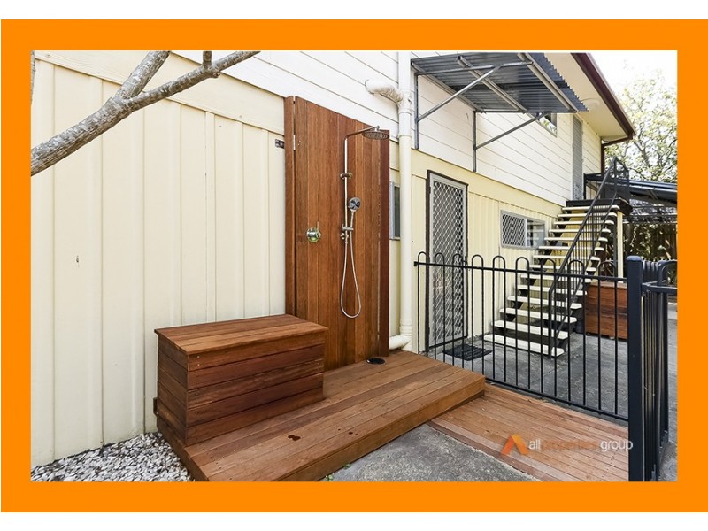 3 GRECIAN STREET, Regents Park QLD 4118