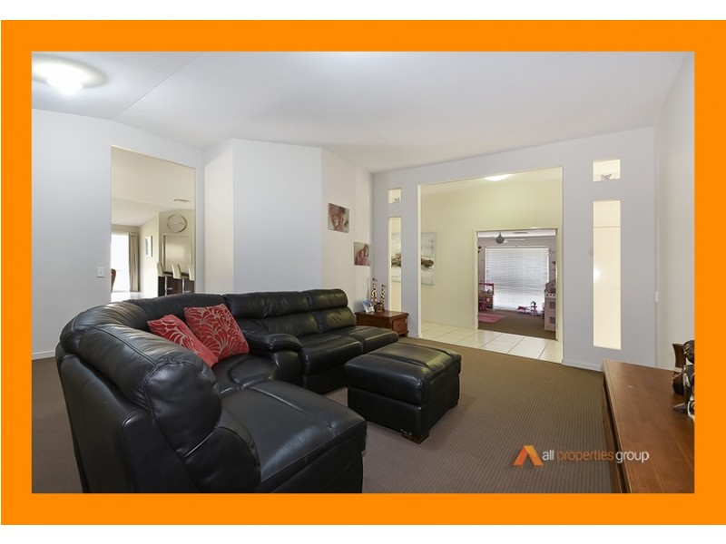 40 Creekside Crescent, Jimboomba QLD 4280