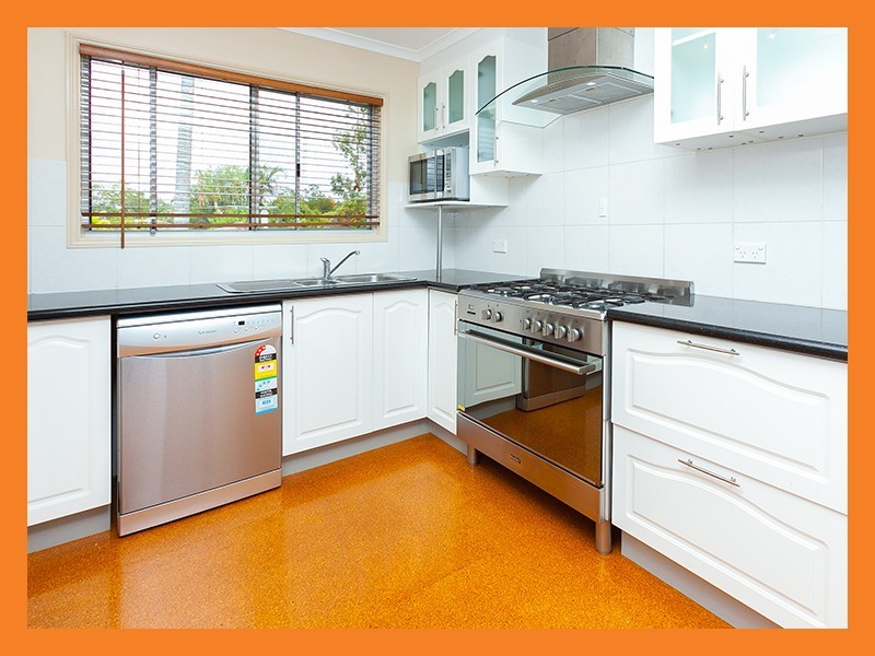 35 Flinders Crescent, Boronia Heights QLD 4124