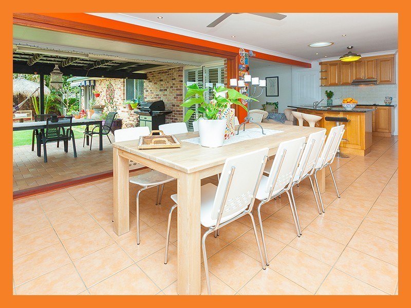 16 Utah Place, Parkinson QLD 4115