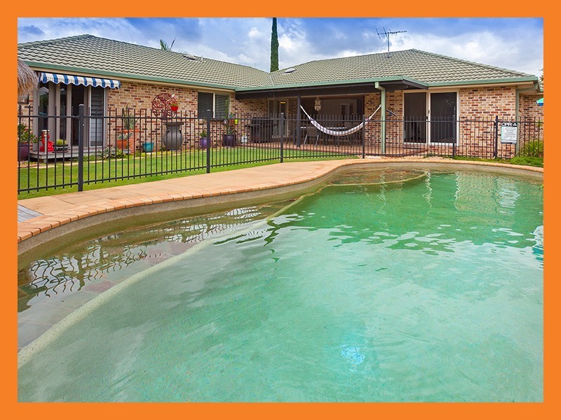 16 Utah Place, Parkinson QLD 4115