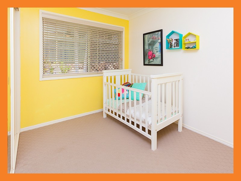 16 Utah Place, Parkinson QLD 4115