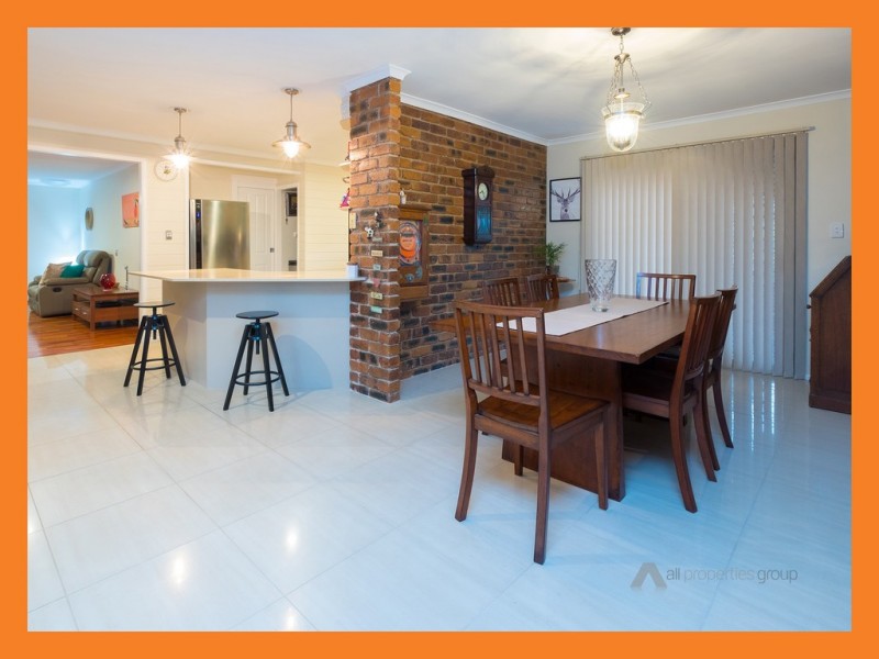 8 Lincoln Green Drv, Forestdale QLD 4118