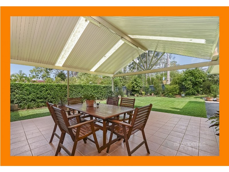 19 Barrier Place, Forest Lake QLD 4078