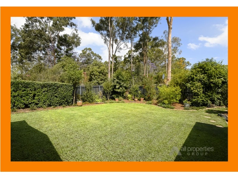 19 Barrier Place, Forest Lake QLD 4078