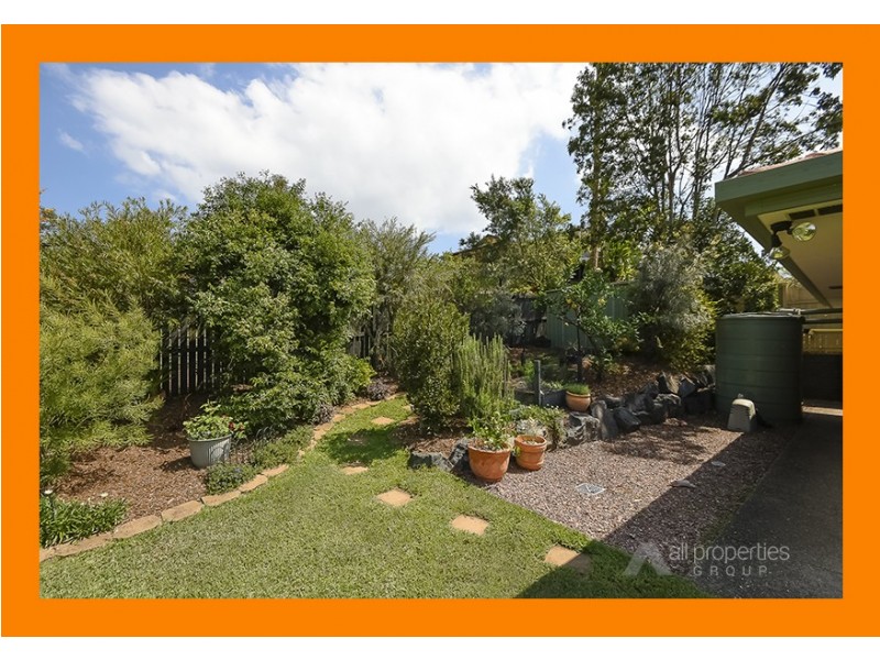 19 Barrier Place, Forest Lake QLD 4078