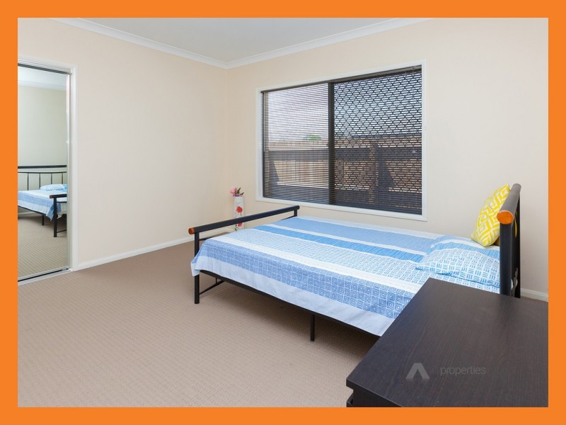 32 Regal Close, Heathwood QLD 4110