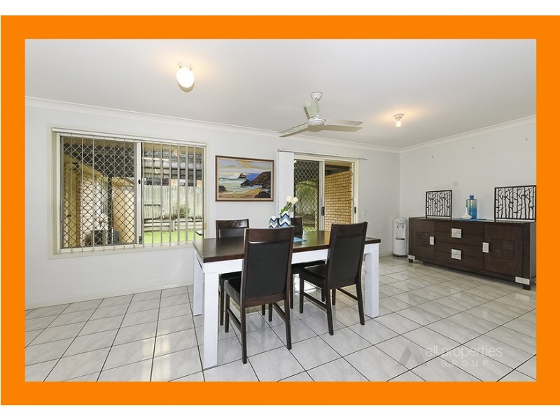 1 KALBARRI RISE, Regents Park QLD 4118