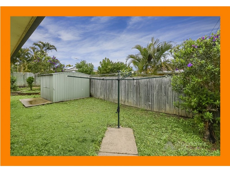 1 KALBARRI RISE, Regents Park QLD 4118