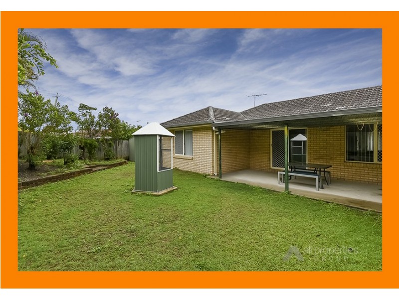 1 KALBARRI RISE, Regents Park QLD 4118