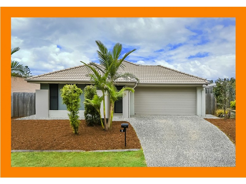 8 Lachlan Lane, Hillcrest QLD 4118