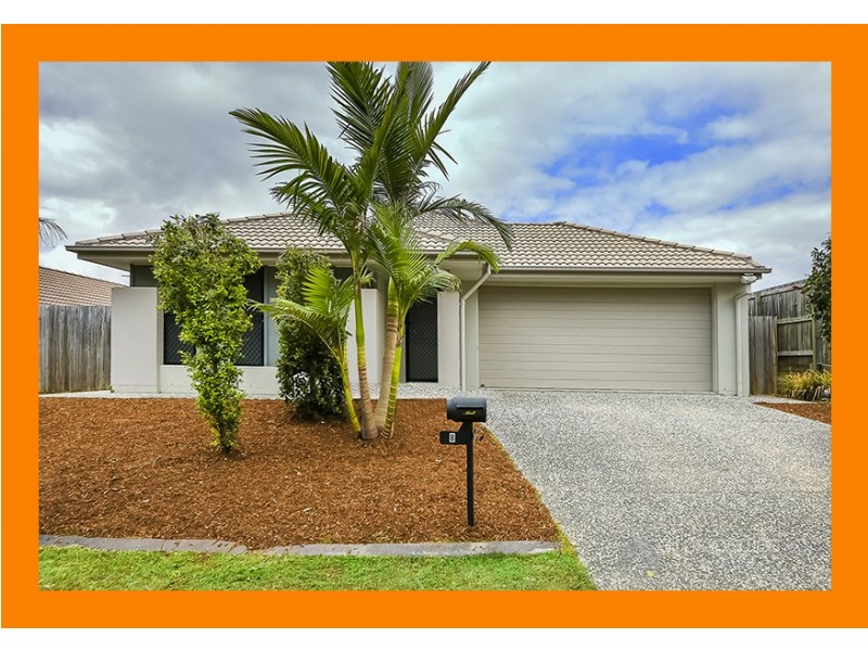 8 Lachlan Lane, Hillcrest QLD 4118