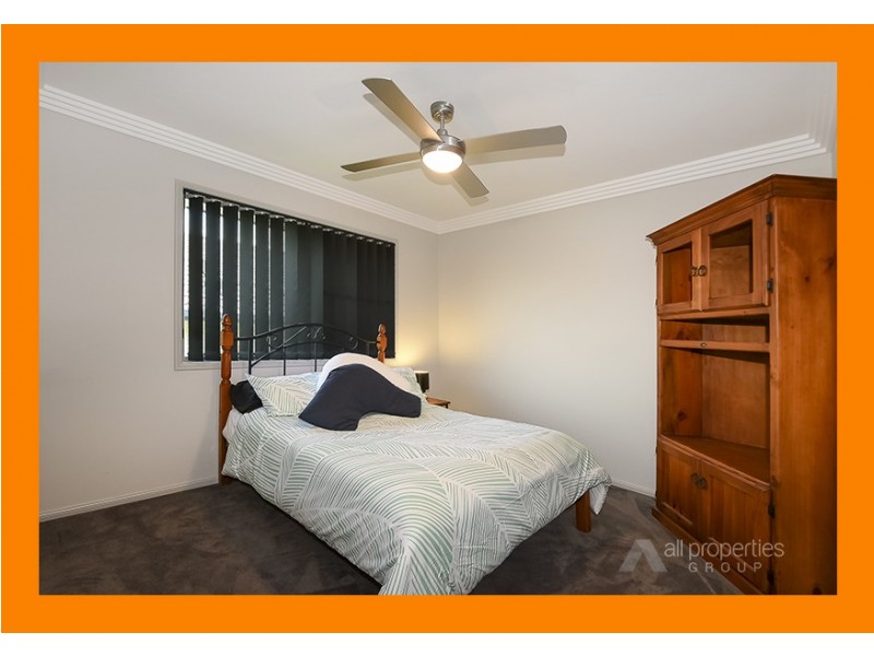 20 Sandalwood Street, Heathwood QLD 4110