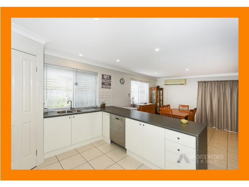 12 Taylor Place, Forest Lake QLD 4078