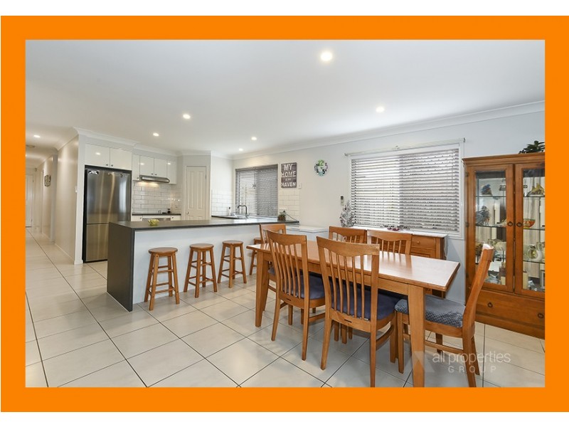 12 Taylor Place, Forest Lake QLD 4078