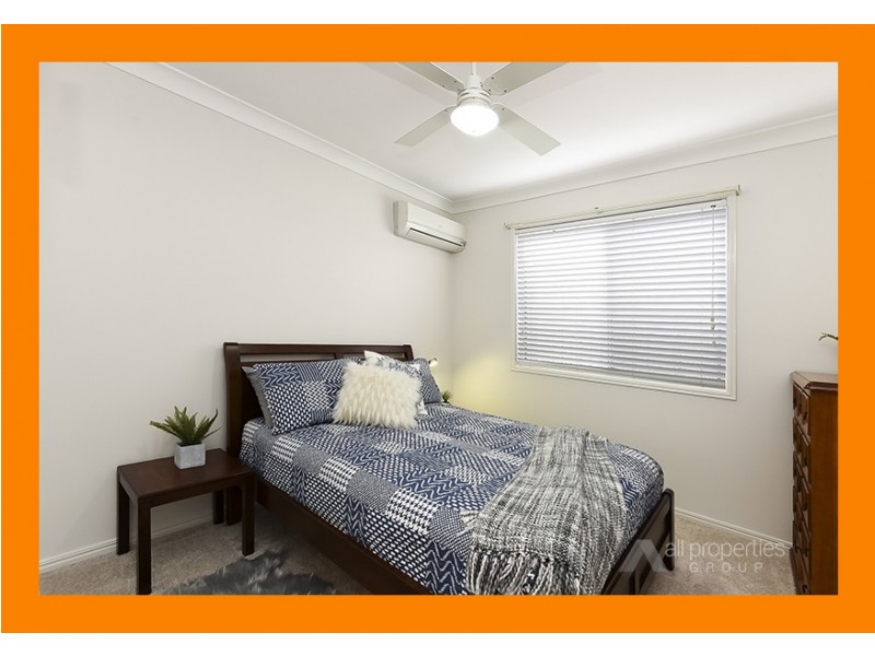 12 Taylor Place, Forest Lake QLD 4078