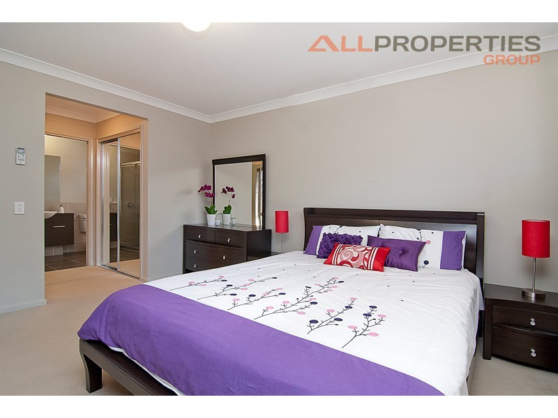 23 Acacia Street, Heathwood QLD 4110