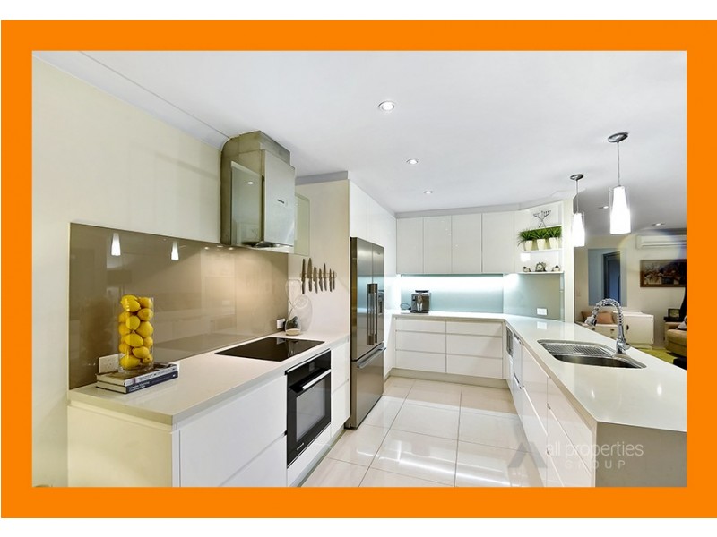 20 Concord Circuit, Robina QLD 4226